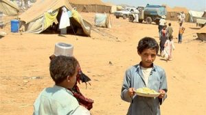 مساعدات غذائية طفل