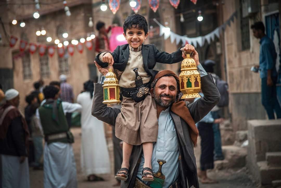 من المطبخ إلى المستشفى.. يوميات اليمنيين في رمضان